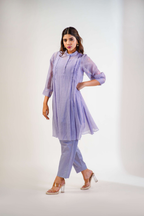 VINA SHORT KURTA SET WITH THREAD DETAILING