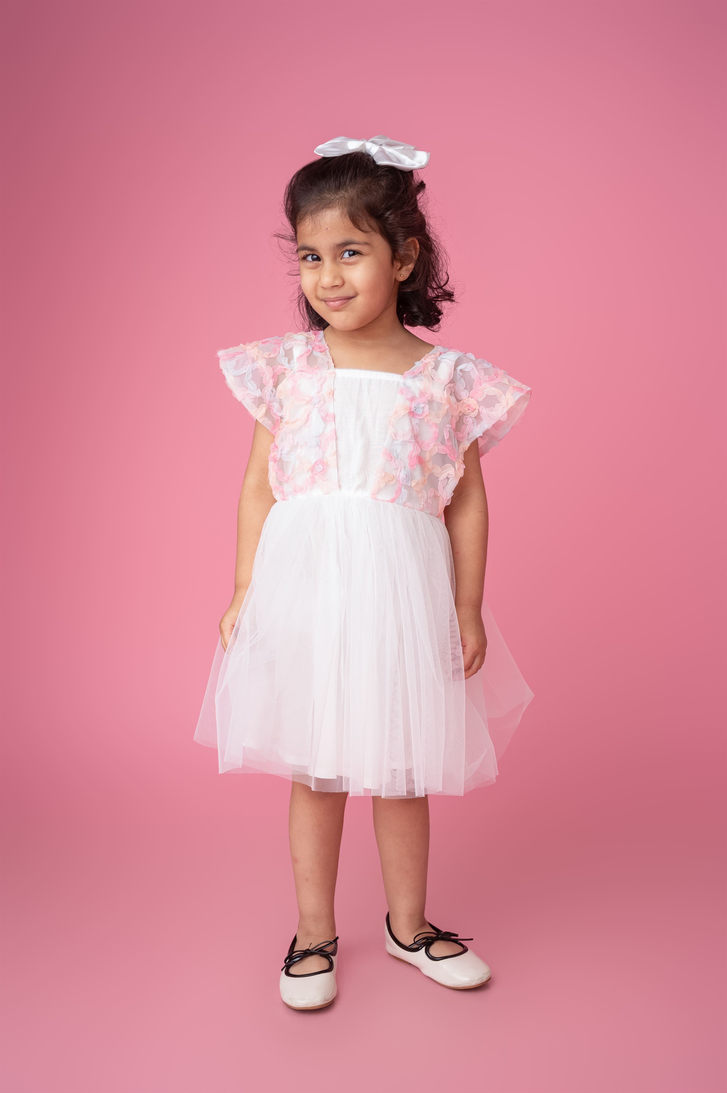 FRILLY-FROLLY DRESS Main image