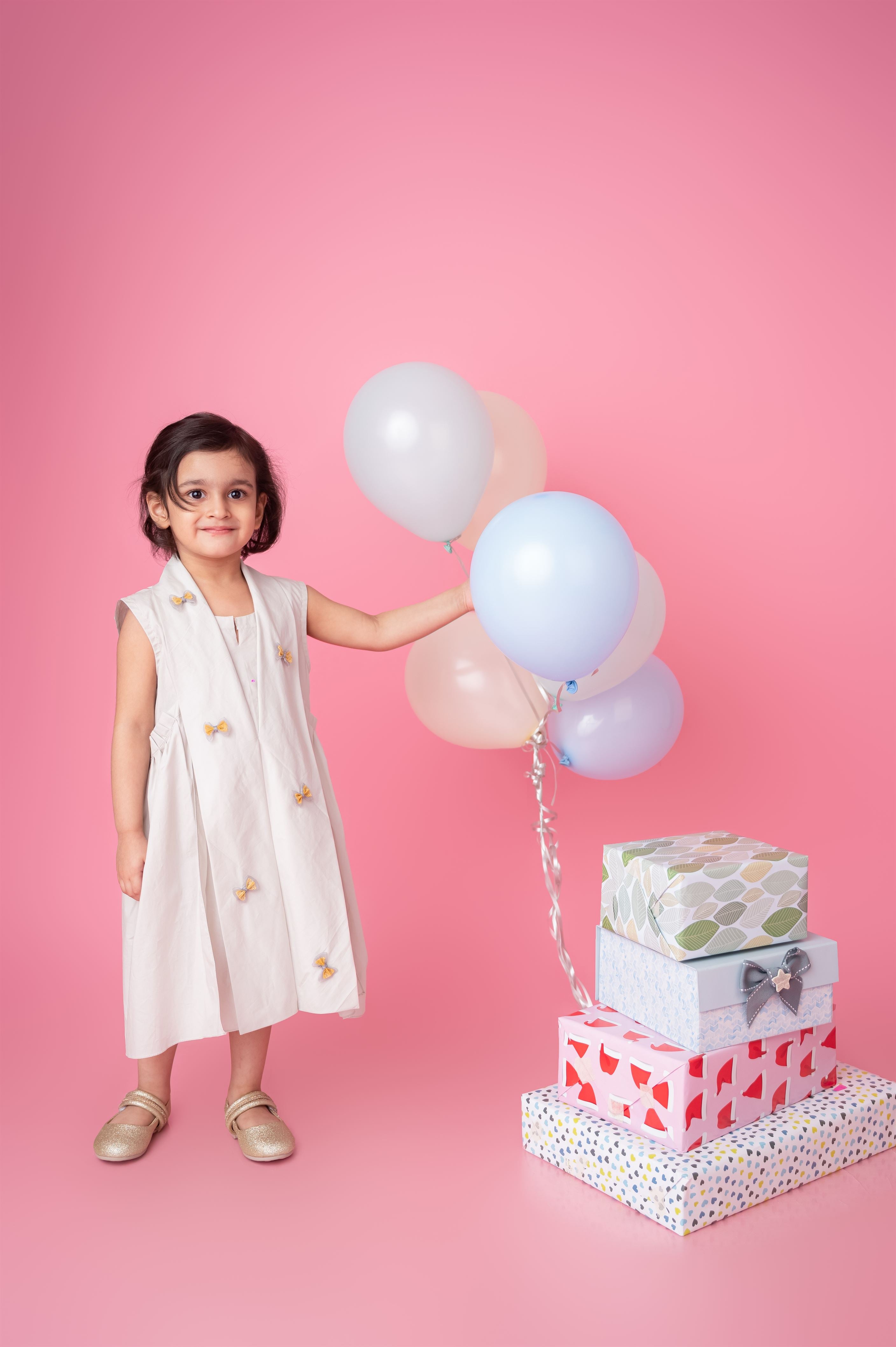 BOW FLAP DRESS Main image