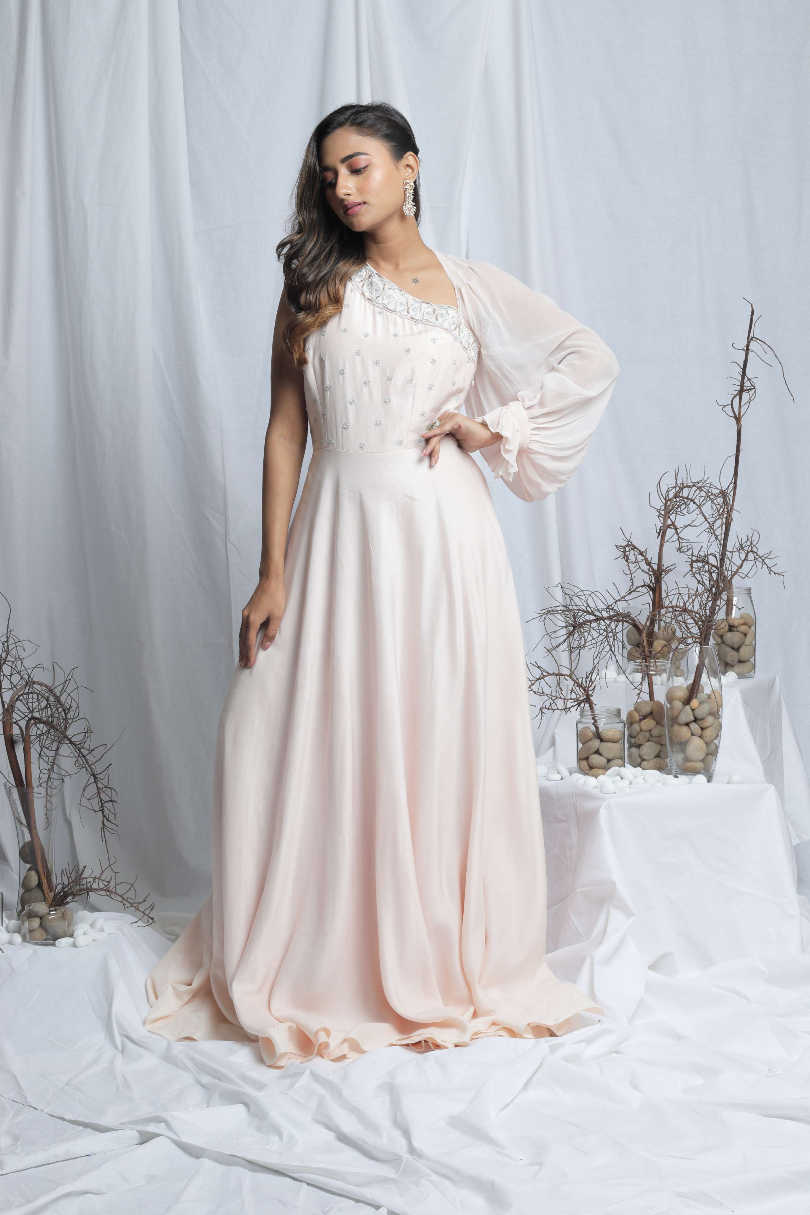 ELARA EXTENDED SLEEVES GOWN Secondary image