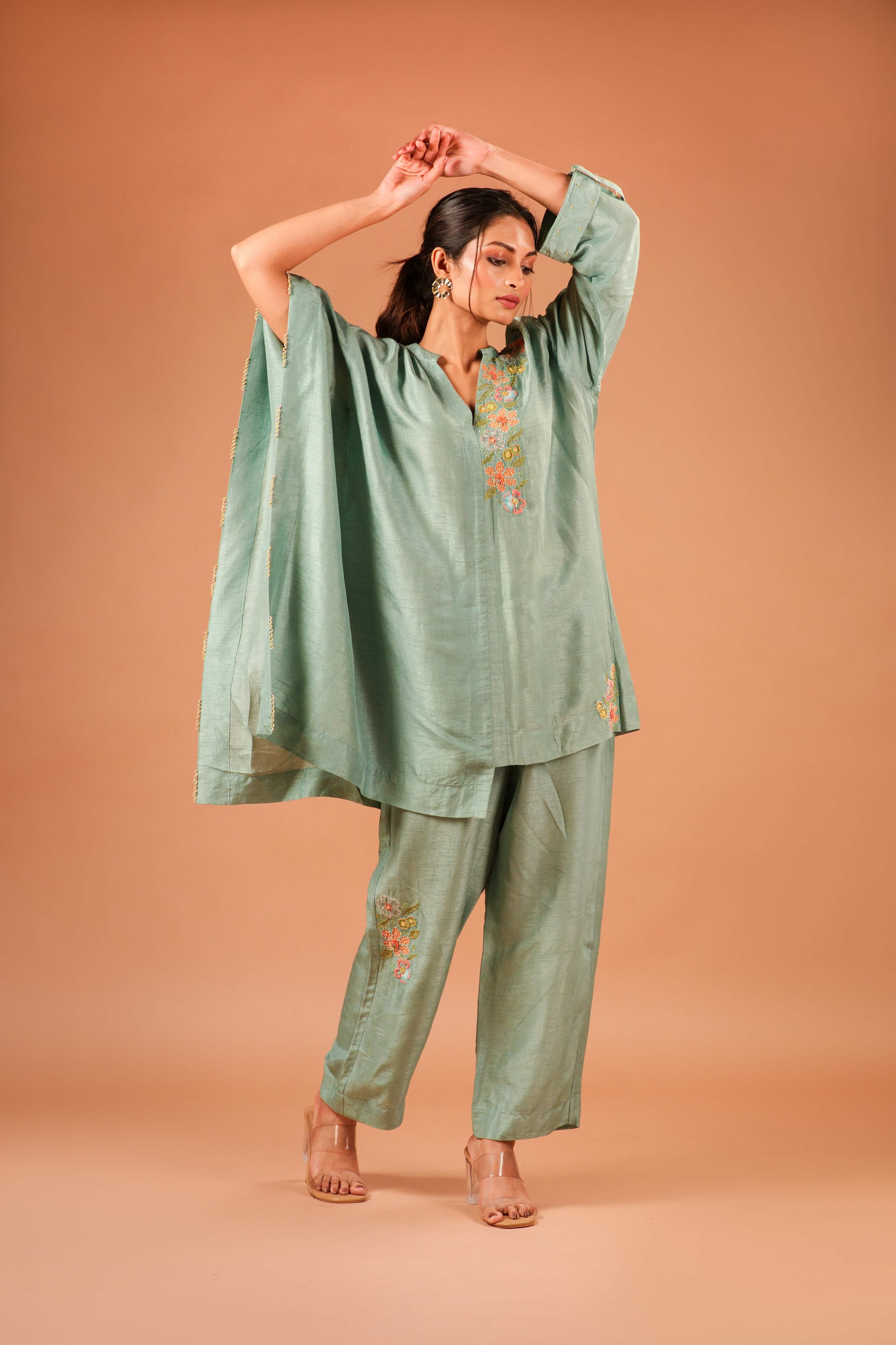 ROSETTE KAFTAN CO-ORD SET Secondary image