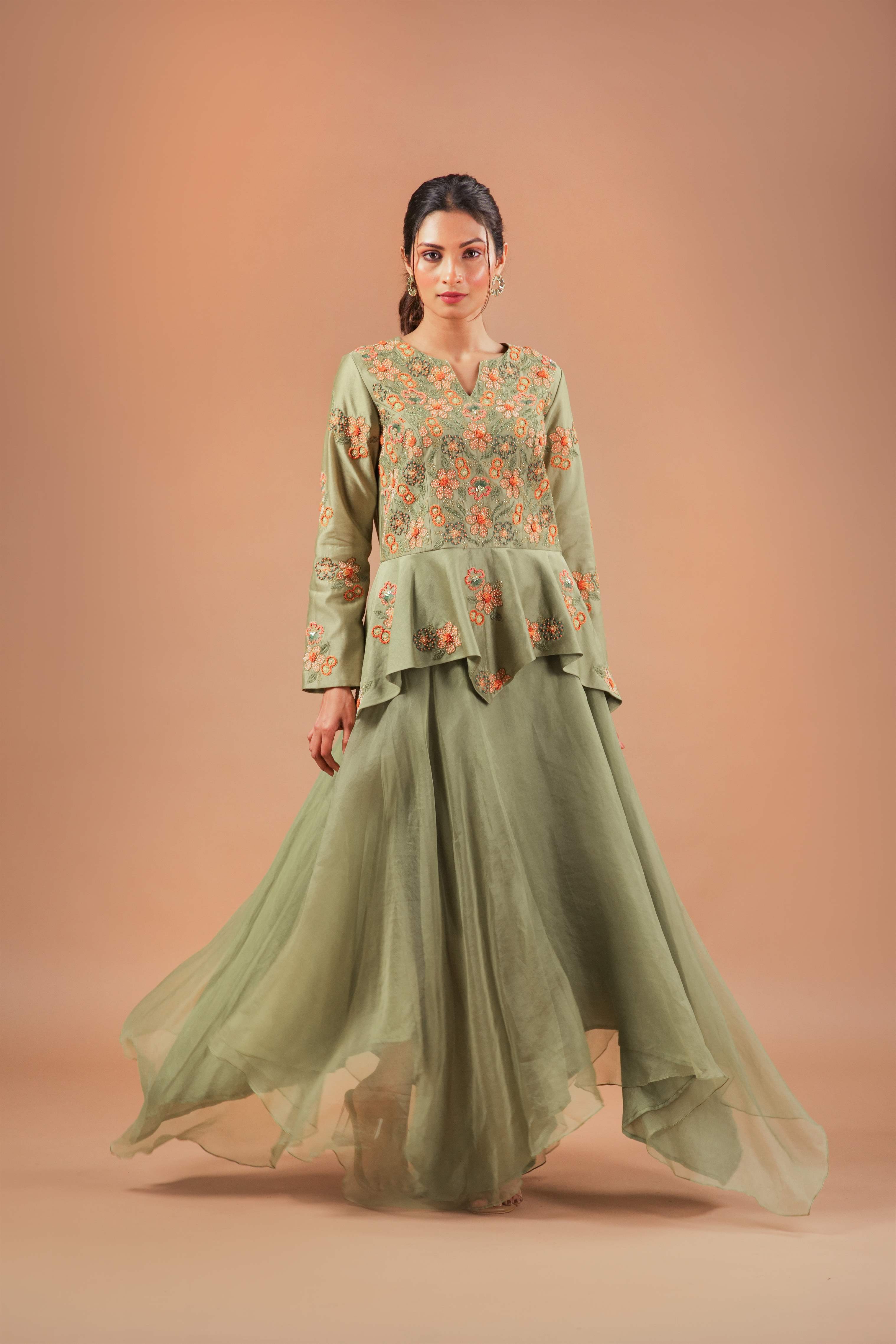 ROSETTE PEPLUM TOP WITH SKIRT Main image