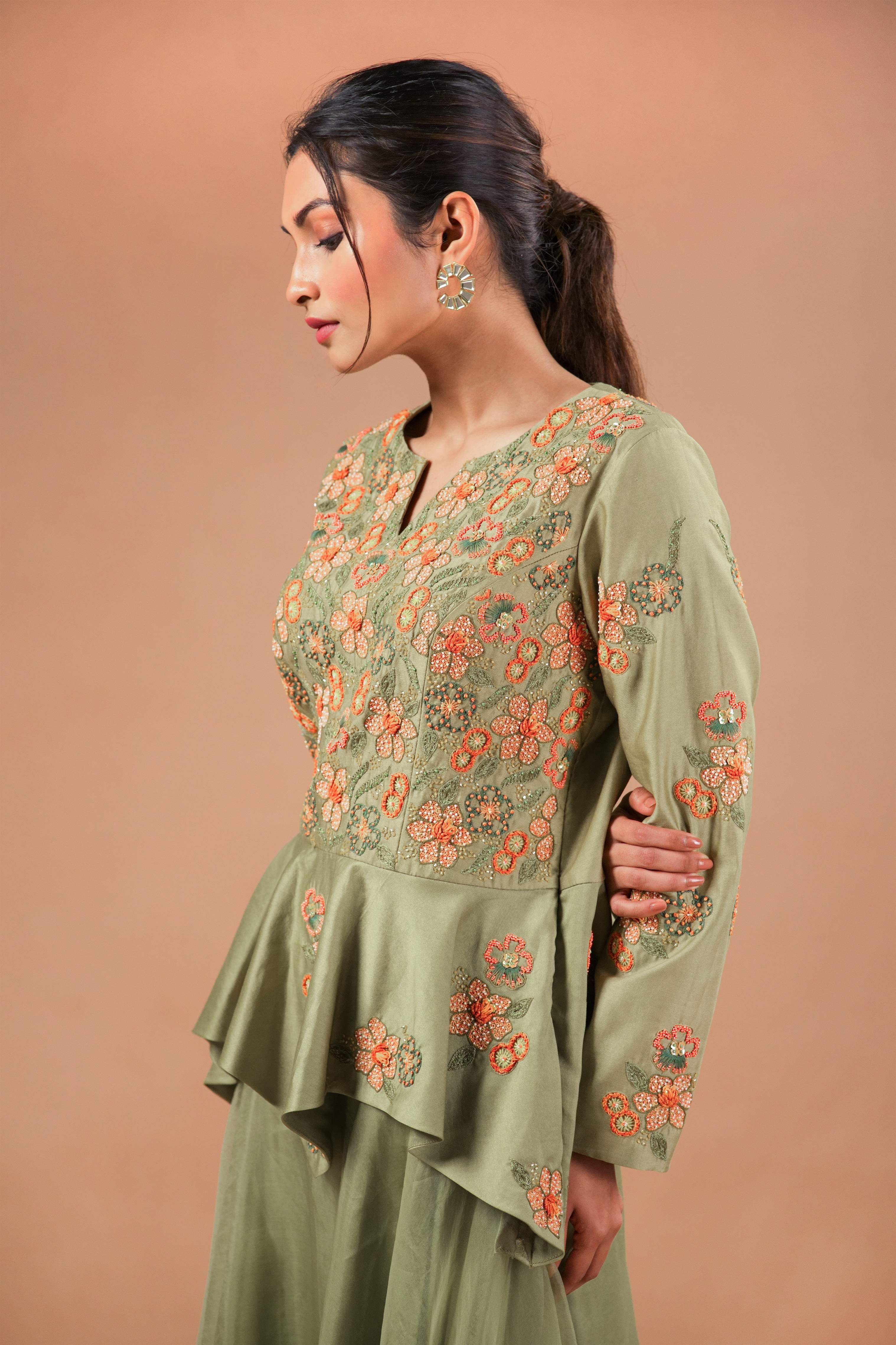 ROSETTE PEPLUM TOP WITH SKIRT